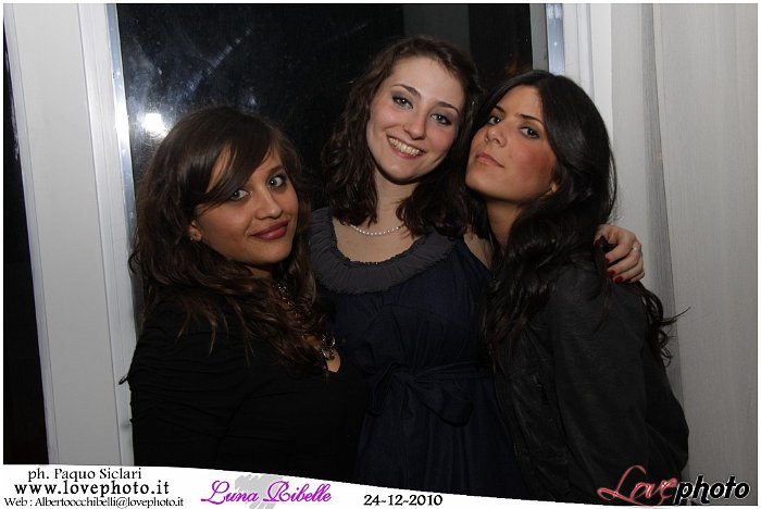 150LovePhoto_Luna_Ribelle_Night-24122010.jpg