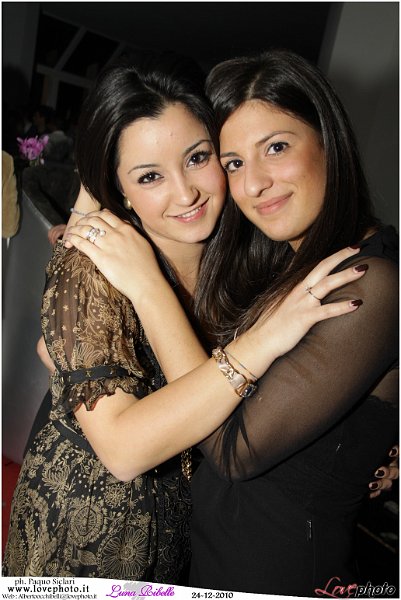 169LovePhoto_Luna_Ribelle_Night-24122010.jpg