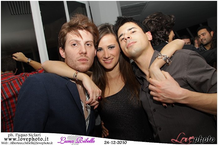 180LovePhoto_Luna_Ribelle_Night-24122010.jpg