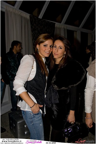 216LovePhoto_Luna_Ribelle_Night-24122010.jpg