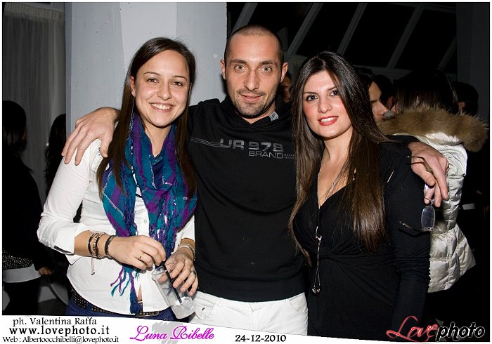 224LovePhoto_Luna_Ribelle_Night-24122010.jpg
