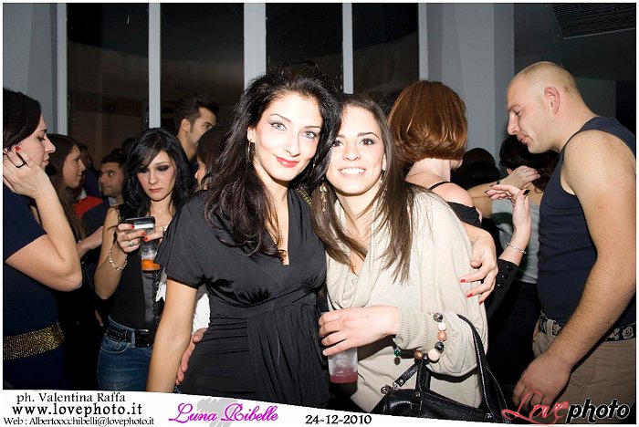 275LovePhoto_Luna_Ribelle_Night-24122010.jpg
