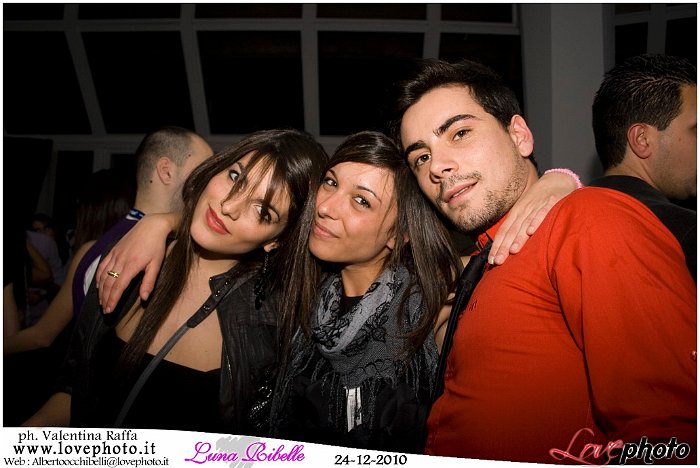 278LovePhoto_Luna_Ribelle_Night-24122010.jpg