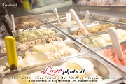 011NiceFriendlyBar Lovephoto