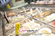 071NiceFriendlyBar Lovephoto