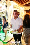 087NiceFriendlyBar Lovephoto