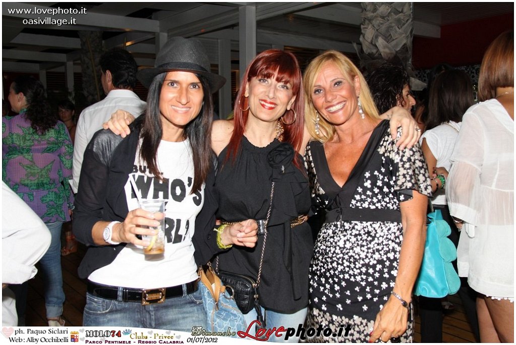 015Club_Prive_Molo74_LovePhoto_01072012.jpg
