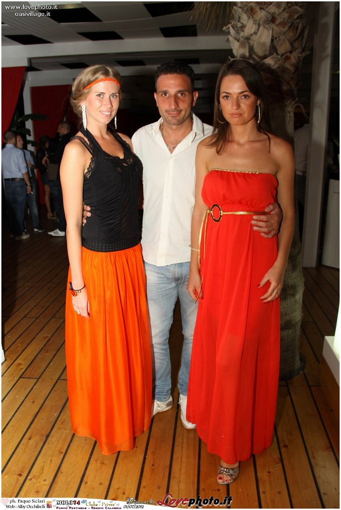 024Club_Prive_Molo74_LovePhoto_01072012.jpg