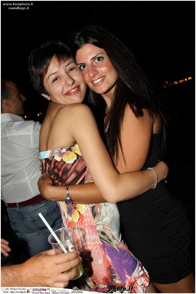 083Club_Prive_Molo74_LovePhoto_01072012.jpg
