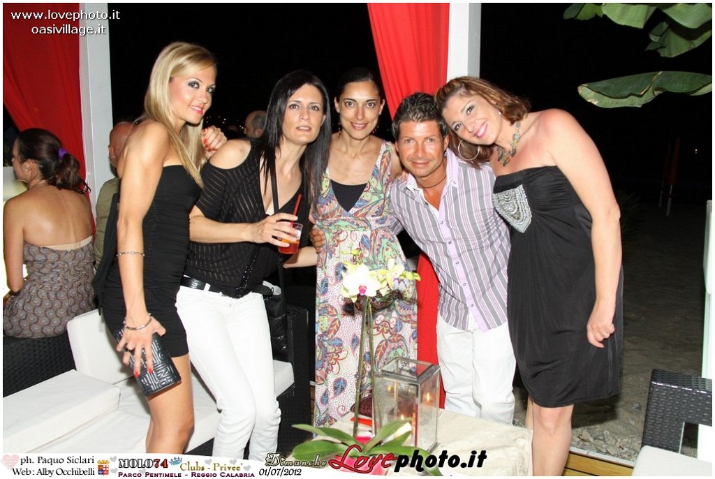 153Club_Prive_Molo74_LovePhoto_01072012.jpg