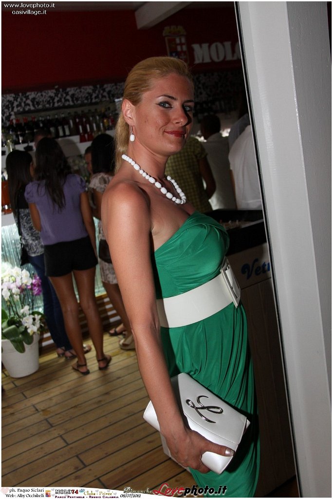 010Club_Prive_Molo74_LovePhoto_08072012.jpg