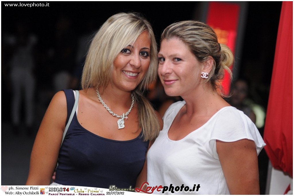 127Club_Prive_Molo74_LovePhoto_22072012.jpg