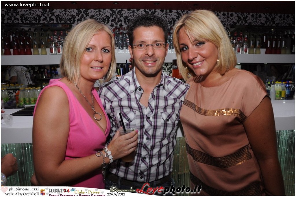 168Club_Prive_Molo74_LovePhoto_22072012.jpg