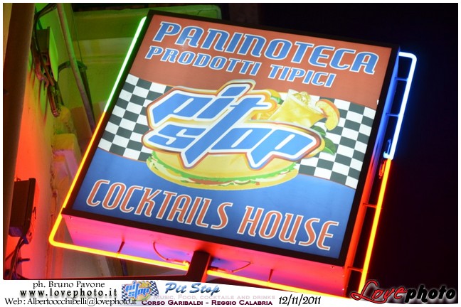 021Pit_Stop_Night_LovePhoto-12112011.jpg