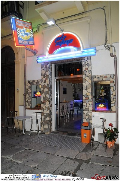 002Pit_Stop_Pre_Serata_Night_LovePhoto-15102011.jpg