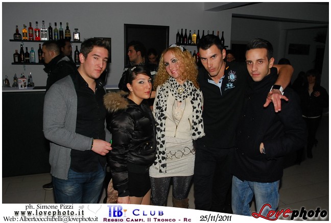 071Teb_Club_Party_LovePhoto-25112011.jpg
