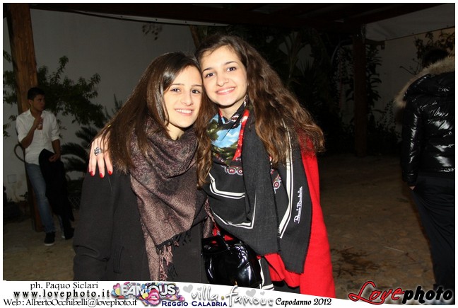 106Villa_Famous_Capodanno_2012_LovePhoto.jpg