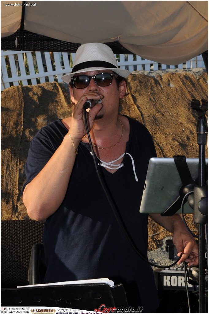 113Lido_Waikiki_Live_Music_LovePhoto-12082012.jpg